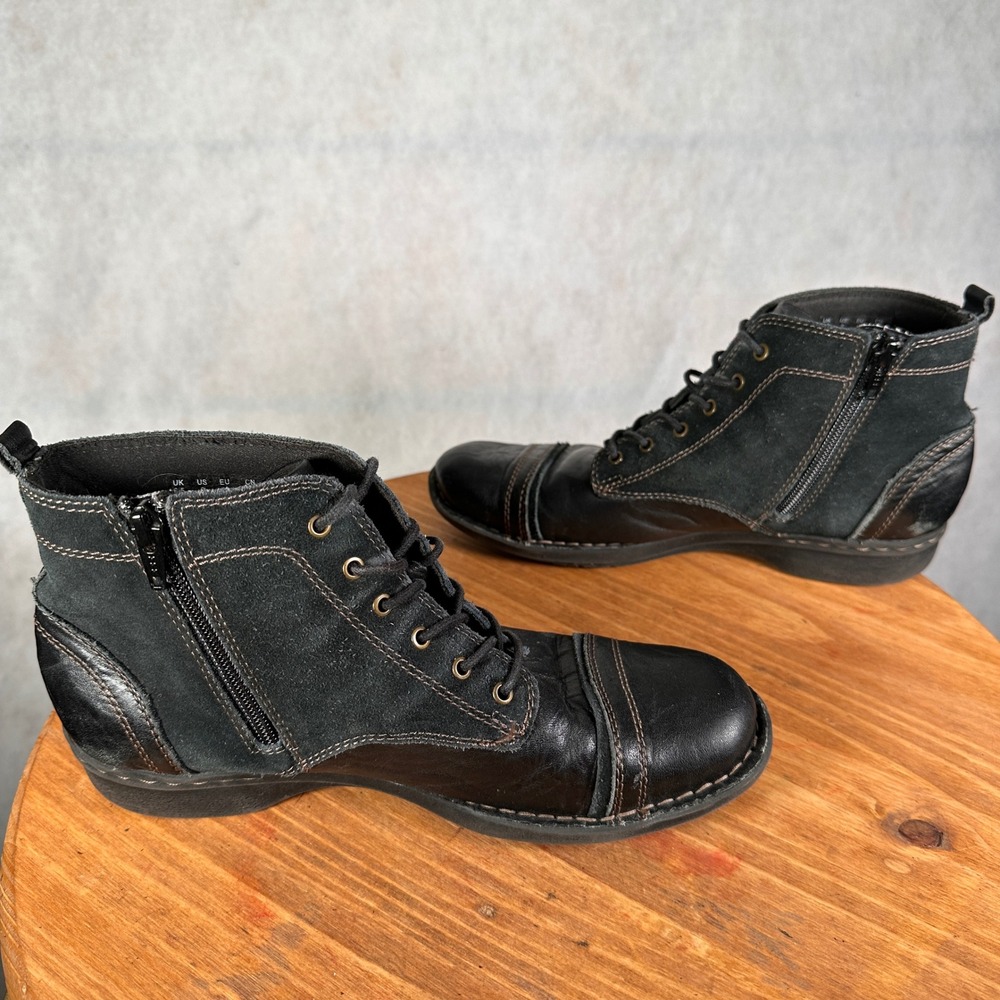 Clarks Lace Up Ankle Boots Womens 9 Black Good Leather Suede Cap Toe 26104713 - Picture 9 of 13